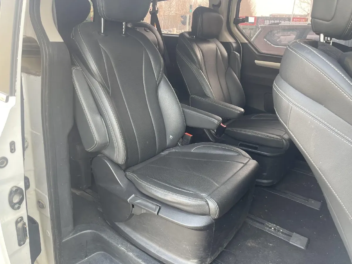 2023 MAXUS G20 2.0T 261HP L4 8AT,autocango,china used car exporter,china ev exporter,chinese used car exporter,chinese used ev exporter