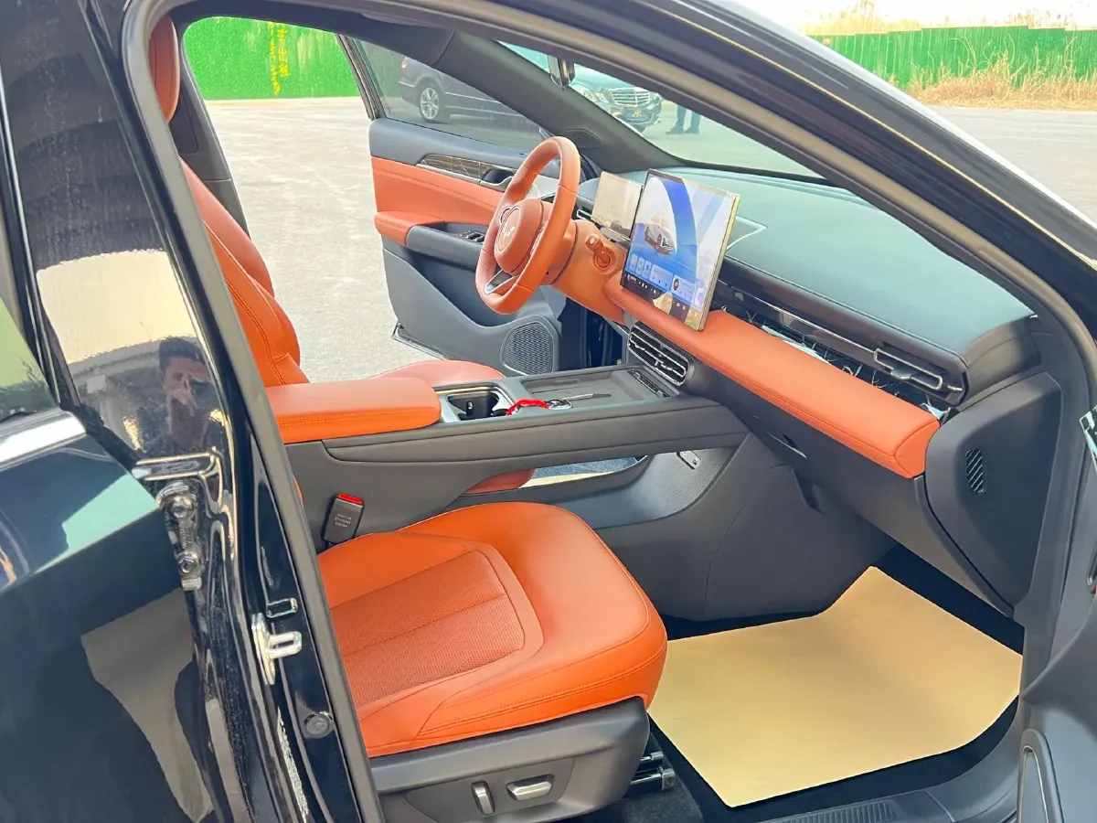 2025 WuLing XingGuang BEV,autocango,china used car exporter,china ev exporter,chinese used car exporter,chinese used ev exporter