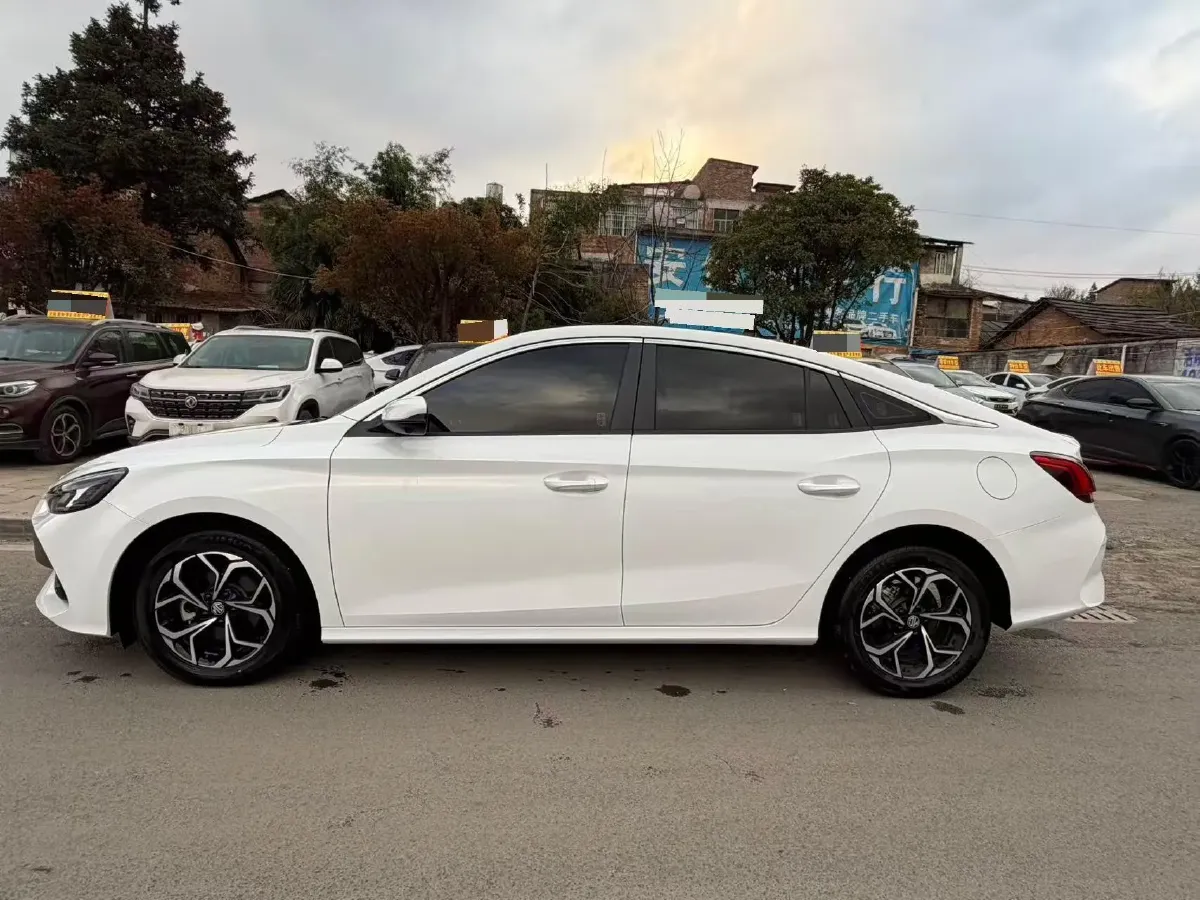 2023 MG 5 1.5L 129HP L4 CVT,autocango,china used car exporter,china ev exporter,chinese used car exporter,chinese used ev exporter