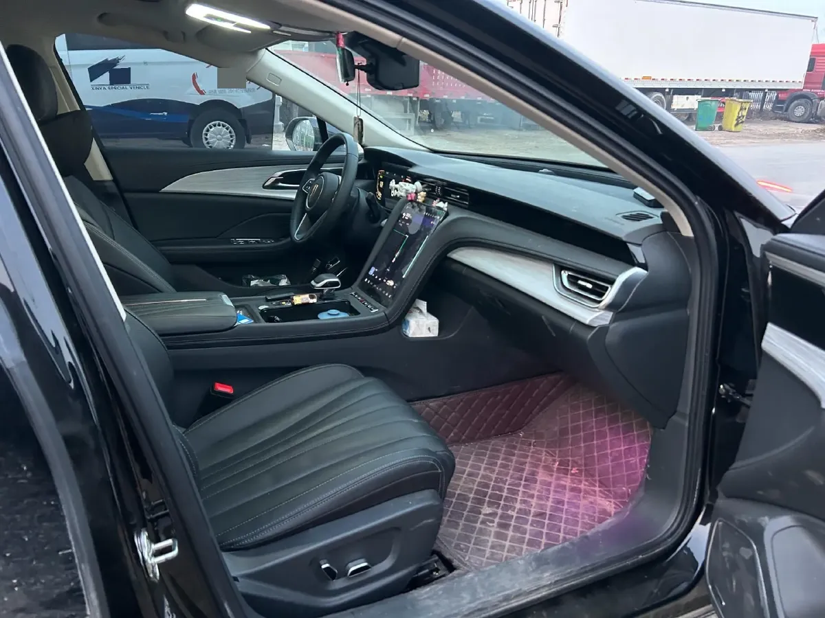 2024 HongQi H5 1.5T 169HP L4 7DCT,autocango,china used car exporter,china ev exporter,chinese used car exporter,chinese used ev exporter