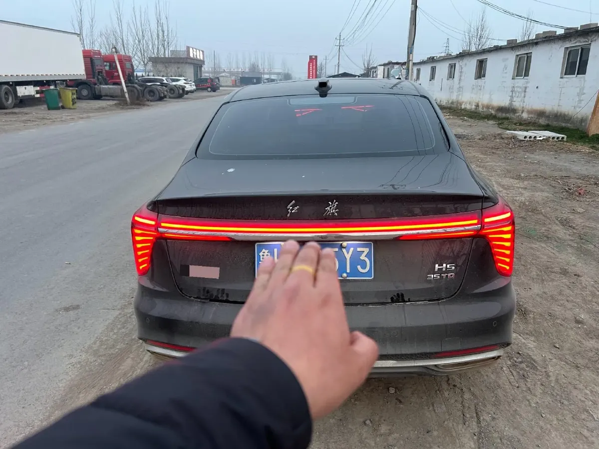 2024 HongQi H5 1.5T 169HP L4 7DCT,autocango,china used car exporter,china ev exporter,chinese used car exporter,chinese used ev exporter