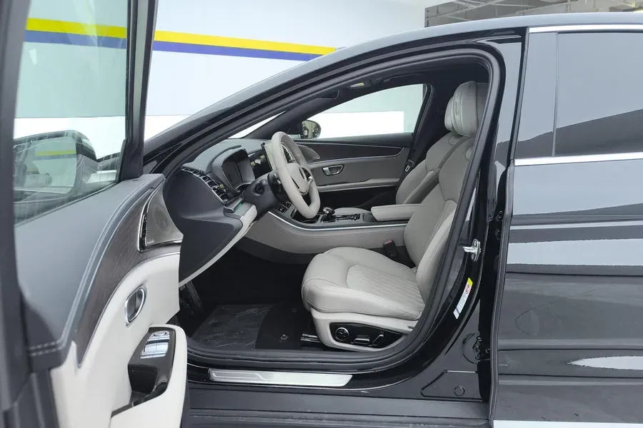 2025 BYD Han BEV 85.44KWH,autocango,china used car exporter,china ev exporter,chinese used car exporter,chinese used ev exporter