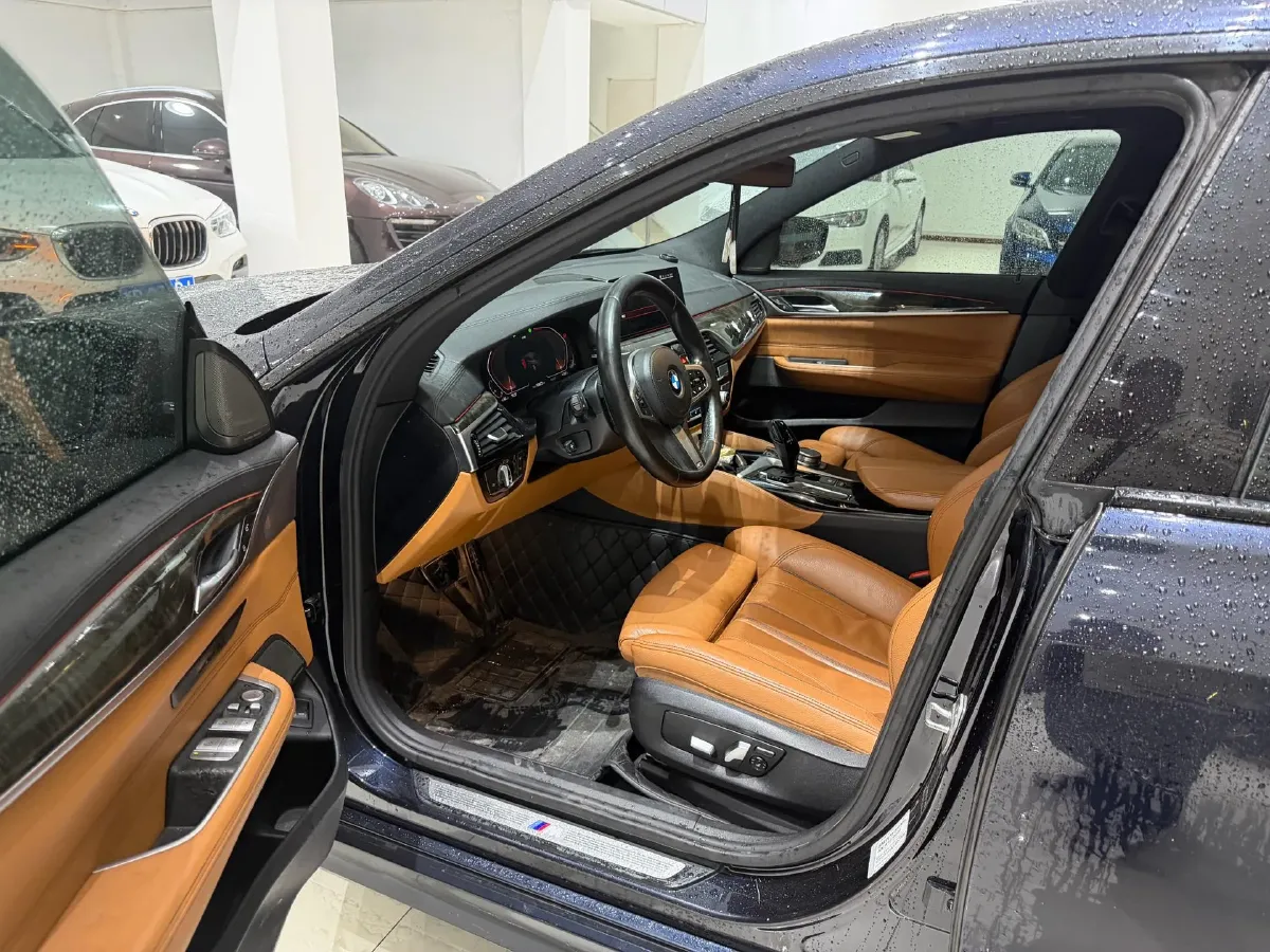2019 BMW 6 Series GT 2.0T 258HP L4 8AT,autocango,china used car exporter,china ev exporter,chinese used car exporter,chinese used ev exporter