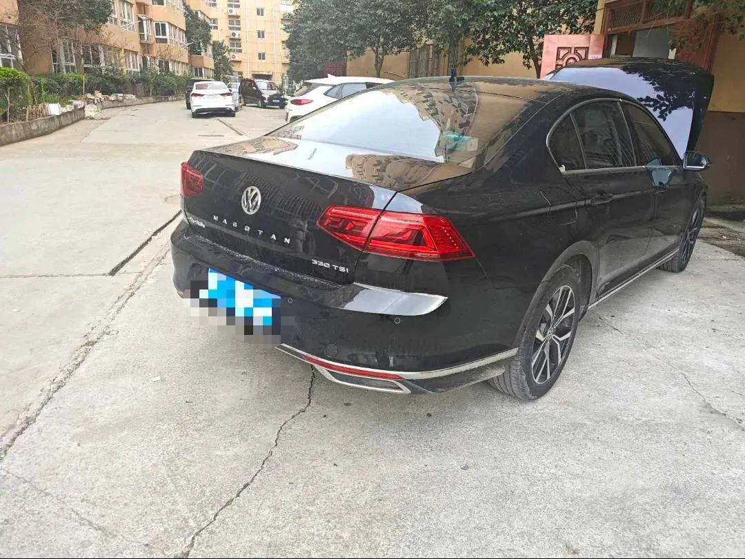 2020 Volkswagen Magotan 2.0T 186HP L4 7DCT,autocango,china used car exporter,china ev exporter,chinese used car exporter,chinese used ev exporter