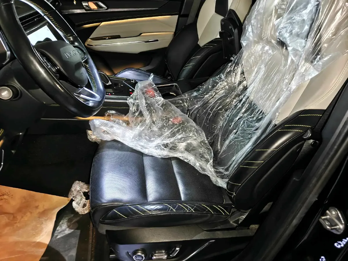 2020 LYNK&CO 05 2.0T 254HP L4 8AT,autocango,china used car exporter,china ev exporter,chinese used car exporter,chinese used ev exporter