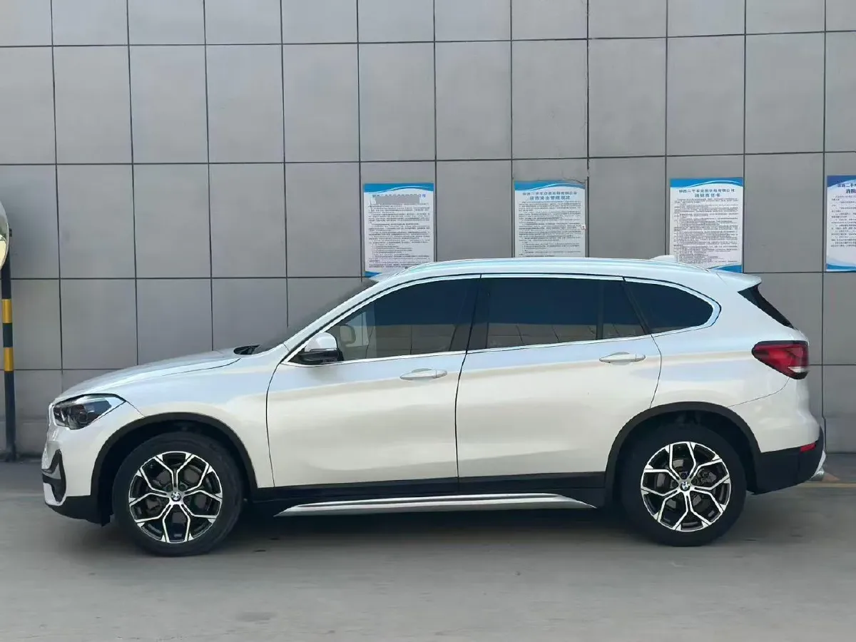 2022 BMW X1 1.5T 140HP L3 7DCT,autocango,china used car exporter,china ev exporter,chinese used car exporter,chinese used ev exporter