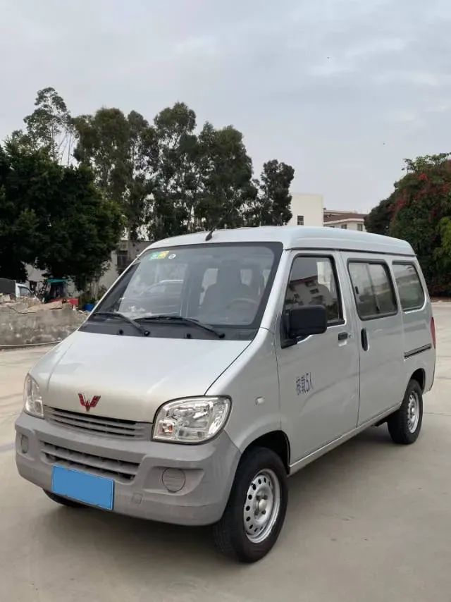 2019 WuLing ZhiGuang 1.2L 82HP L4 5MT,autocango,china used car exporter,china ev exporter,chinese used car exporter,chinese used ev exporter