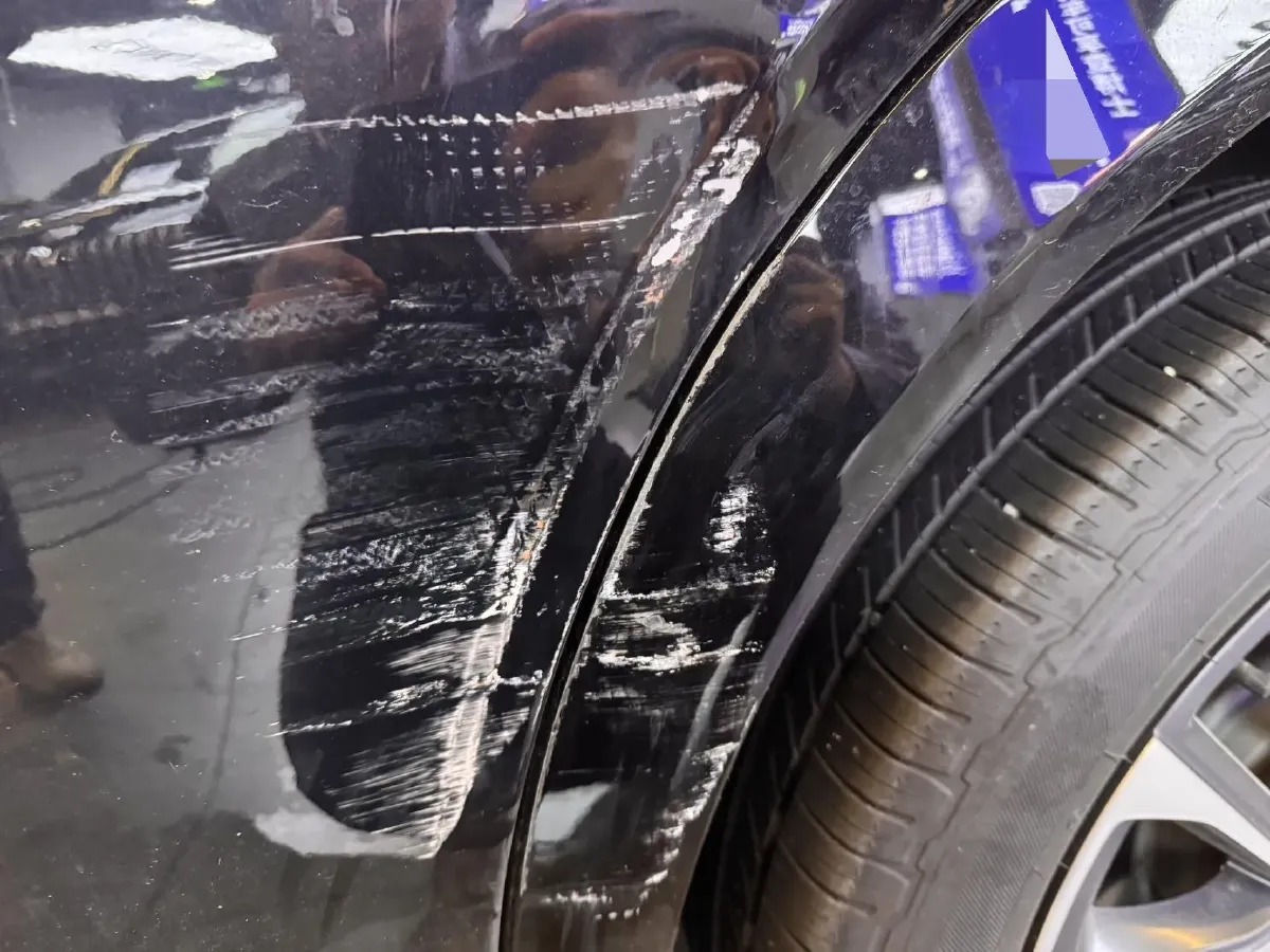 2025 Cadillac XT5 2.0T 237HP L4 9AT,autocango,china used car exporter,china ev exporter,chinese used car exporter,chinese used ev exporter