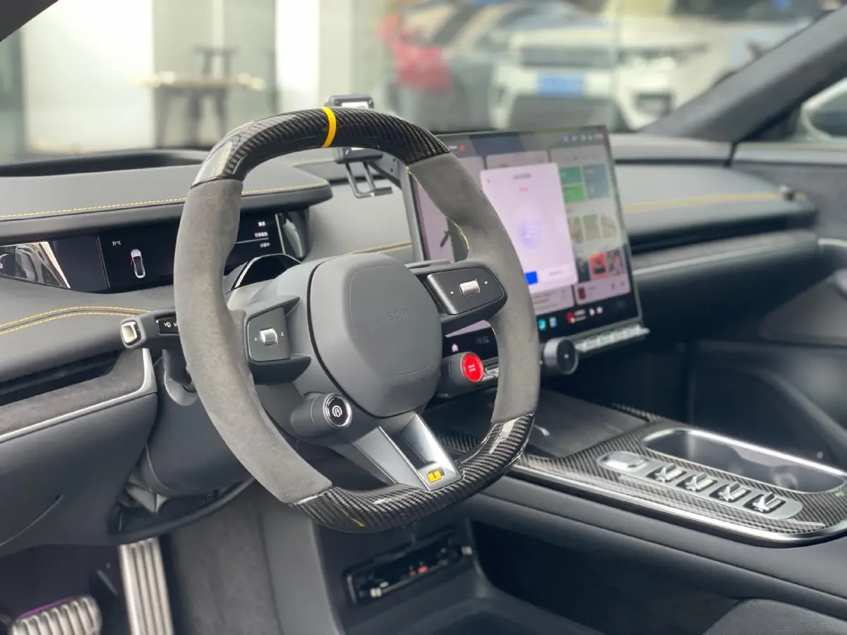 2025 MI SU7 Ultra BEV 93.7KWH,autocango,china used car exporter,china ev exporter,chinese used car exporter,chinese used ev exporter