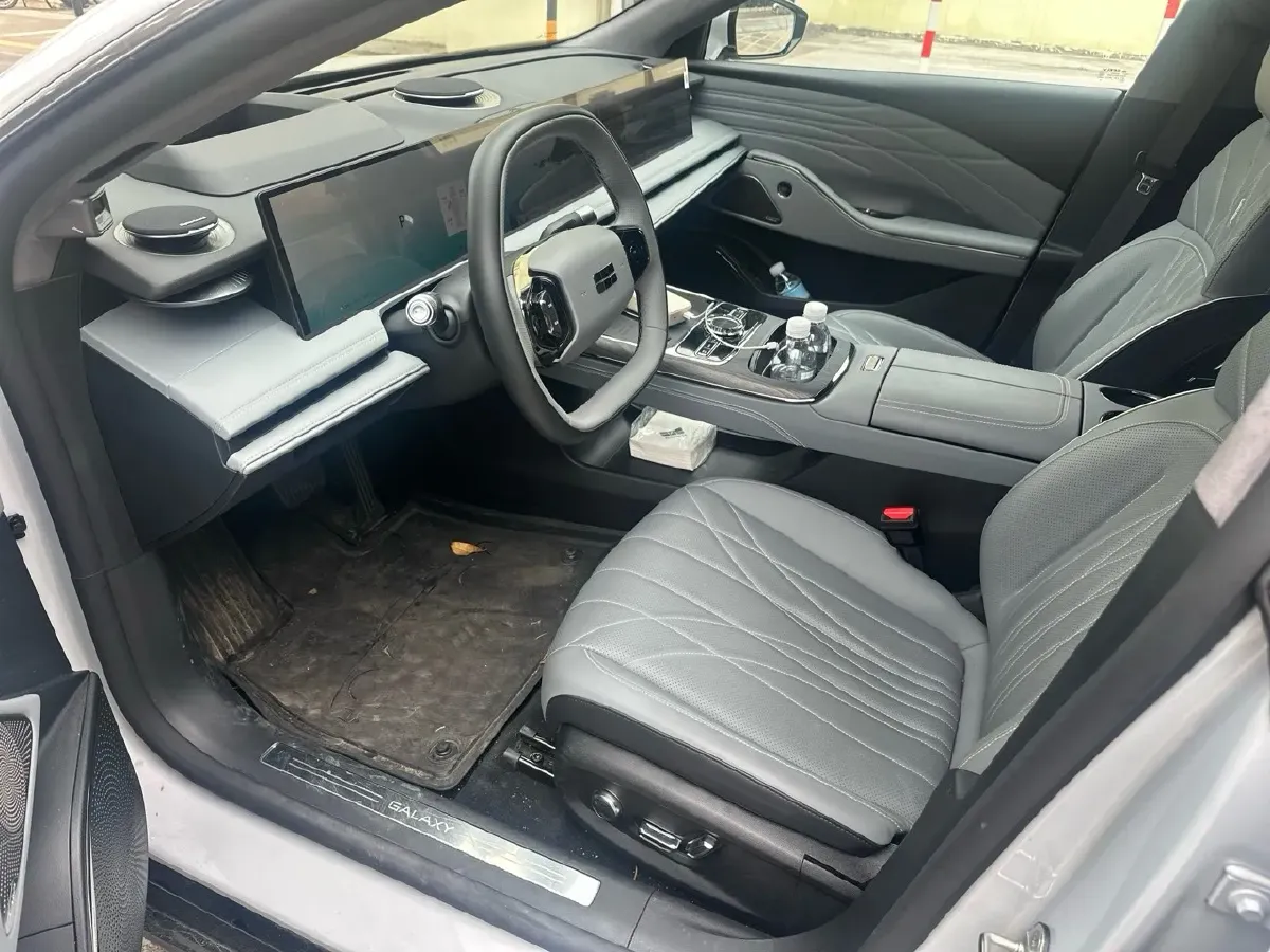 2025 MAXUS InterstellarX 2.5T 224HP L4 8AT,autocango,china used car exporter,china ev exporter,chinese used car exporter,chinese used ev exporter