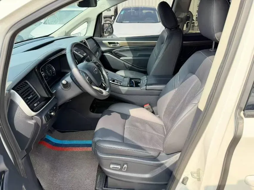 2023 GAC Trumpchi M8 2.0T 252HP L4 8AT,autocango,china used car exporter,china ev exporter,chinese used car exporter,chinese used ev exporter