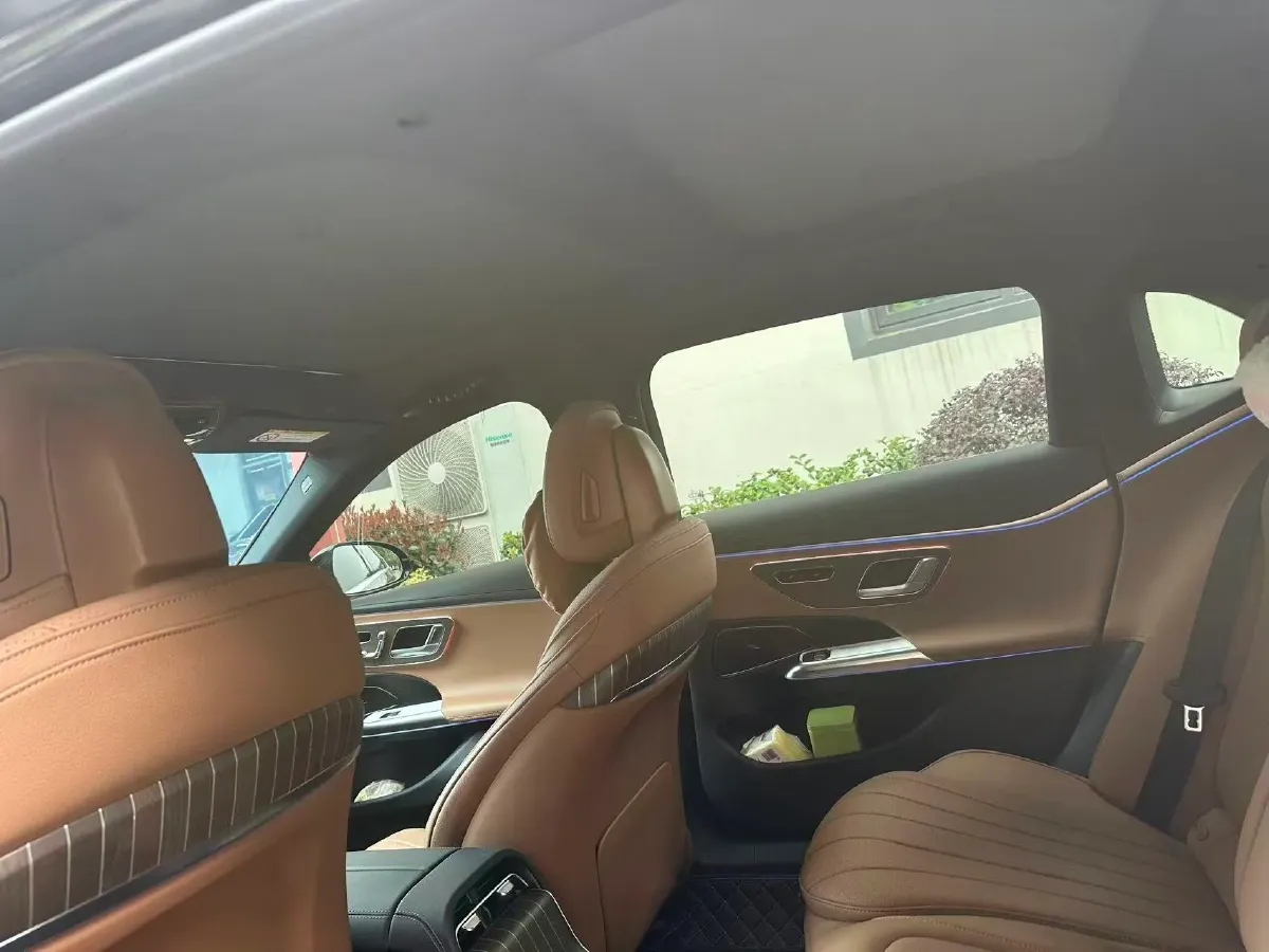 2024 Mercedes-Benz E Class 2.0T 204HP L4 9AT PHEV 25.4KWH,autocango,china used car exporter,china ev exporter,chinese used car exporter,chinese used ev exporter