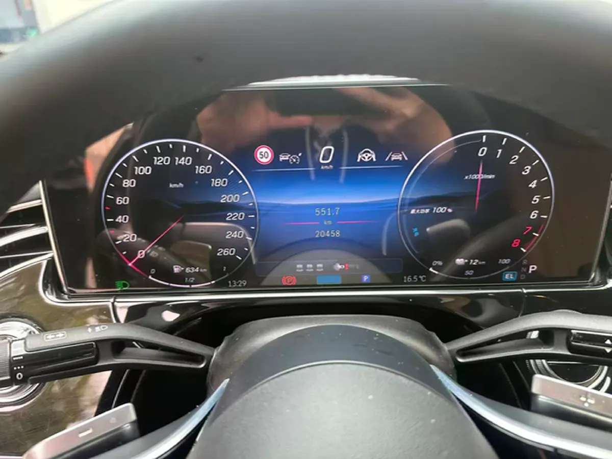 2024 Mercedes-Benz E Class 2.0T 204HP L4 9AT PHEV 25.4KWH,autocango,china used car exporter,china ev exporter,chinese used car exporter,chinese used ev exporter