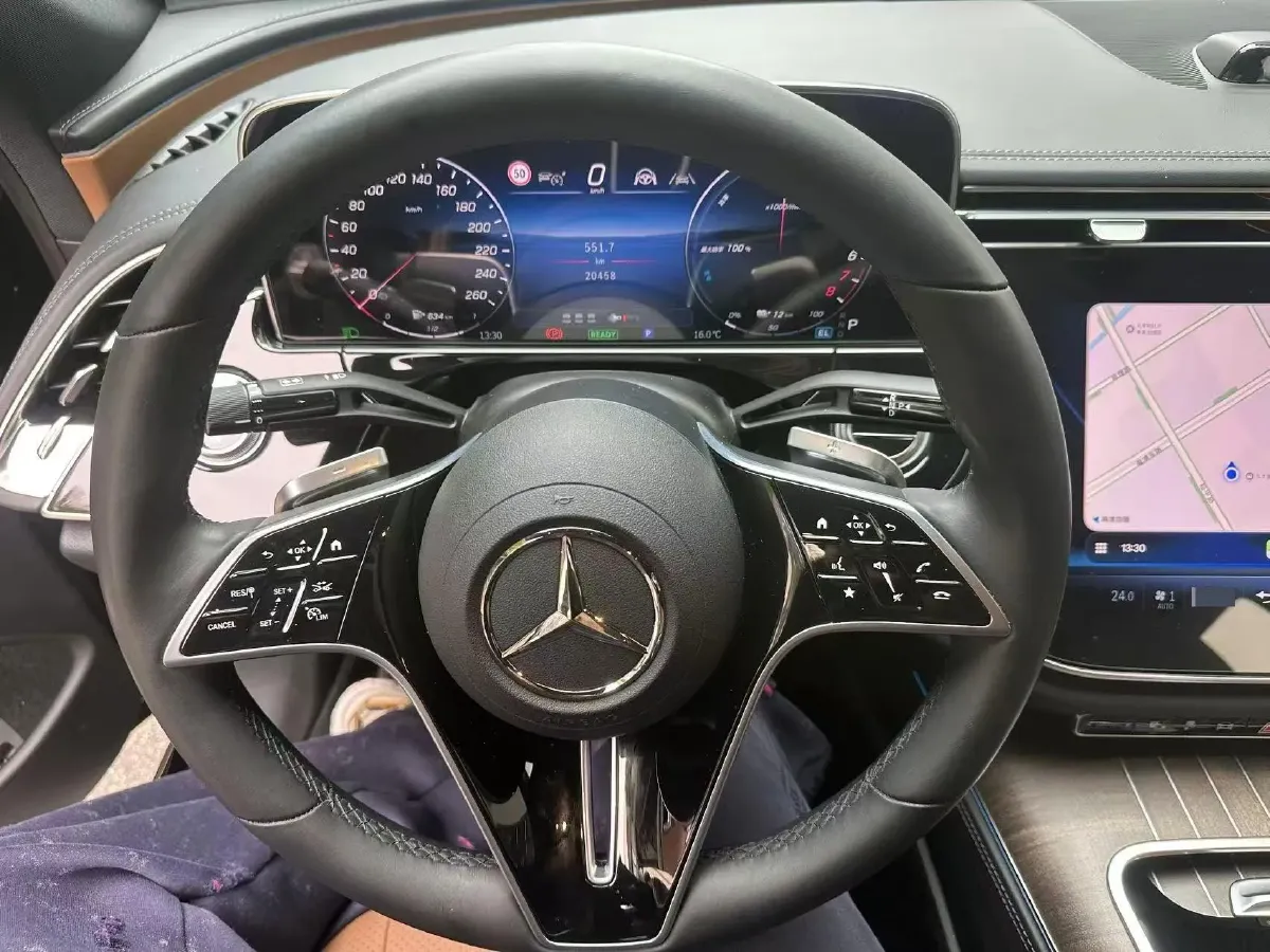 2024 Mercedes-Benz E Class 2.0T 204HP L4 9AT PHEV 25.4KWH,autocango,china used car exporter,china ev exporter,chinese used car exporter,chinese used ev exporter