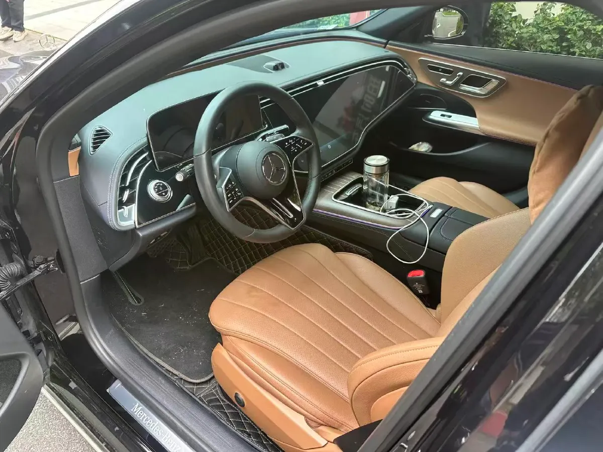 2024 Mercedes-Benz E Class 2.0T 204HP L4 9AT PHEV 25.4KWH,autocango,china used car exporter,china ev exporter,chinese used car exporter,chinese used ev exporter