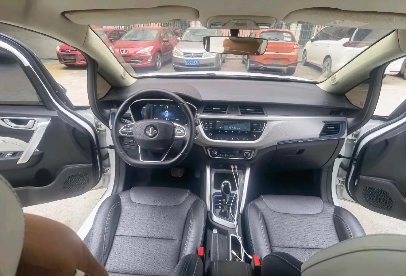 2020 Livan Maple 30X BEV 37KWH,autocango,china used car exporter,china ev exporter,chinese used car exporter,chinese used ev exporter