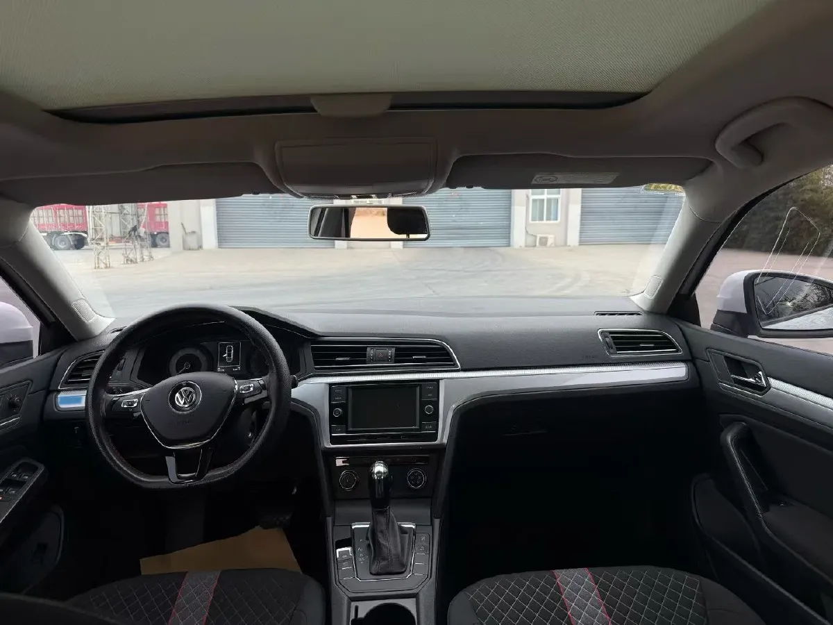 2019 Volkswagen Lamando 1.4T 131HP L4 7DCT,autocango,china used car exporter,china ev exporter,chinese used car exporter,chinese used ev exporter