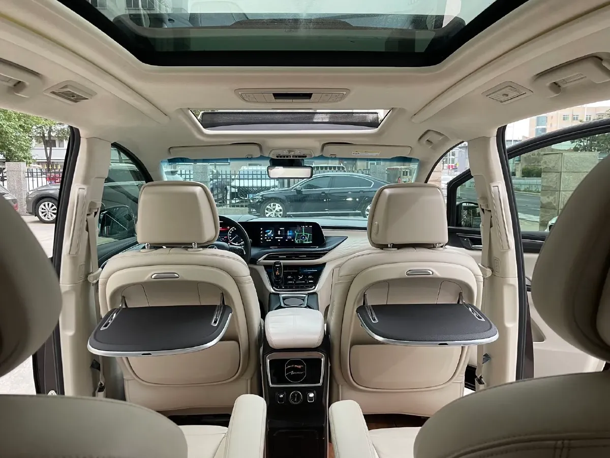 2020 Buick GL8 2.0T 237HP L4 9AT,autocango,china used car exporter,china ev exporter,chinese used car exporter,chinese used ev exporter