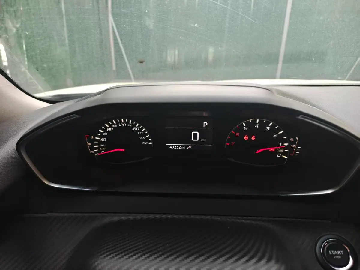 2022 Peugeot 2008 1.2T 136HP L3 6DCT,autocango,china used car exporter,china ev exporter,chinese used car exporter,chinese used ev exporter