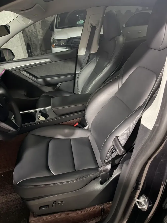 2024 Tesla Model Y BEV 78.4KWH,autocango,china used car exporter,china ev exporter,chinese used car exporter,chinese used ev exporter