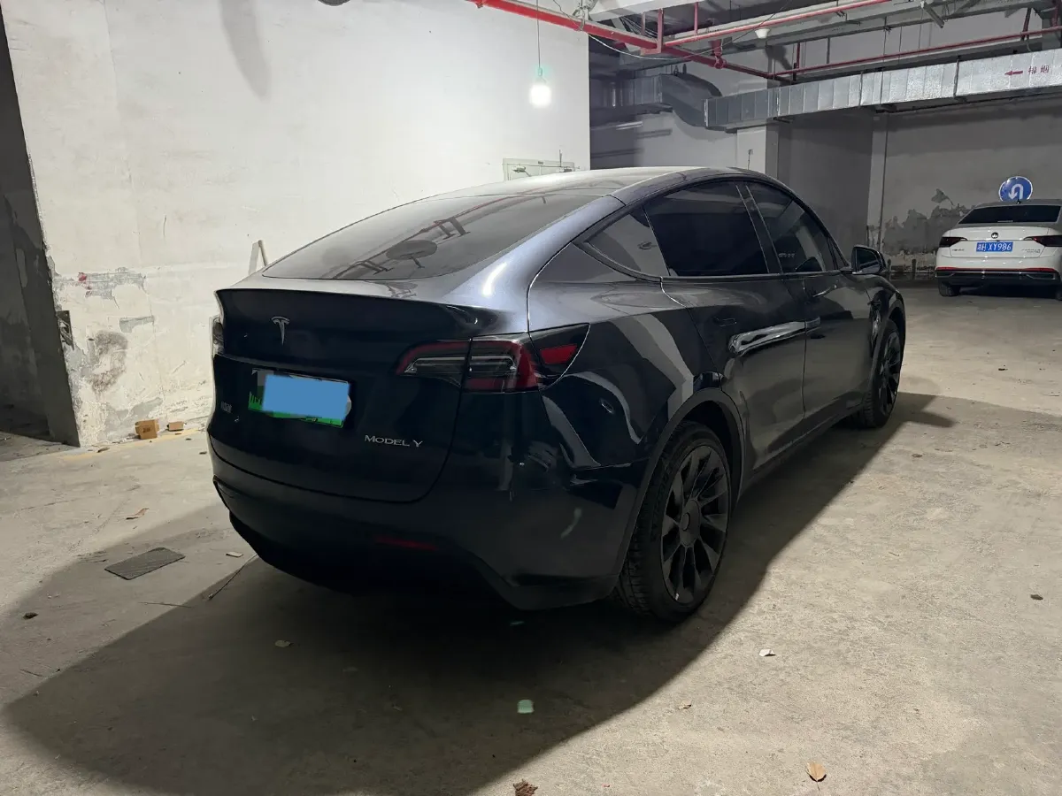 2024 Tesla Model Y BEV 78.4KWH,autocango,china used car exporter,china ev exporter,chinese used car exporter,chinese used ev exporter