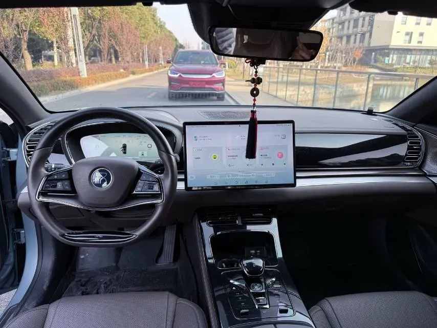 2023 BYD Han BEV 72KWH,autocango,china used car exporter,china ev exporter,chinese used car exporter,chinese used ev exporter