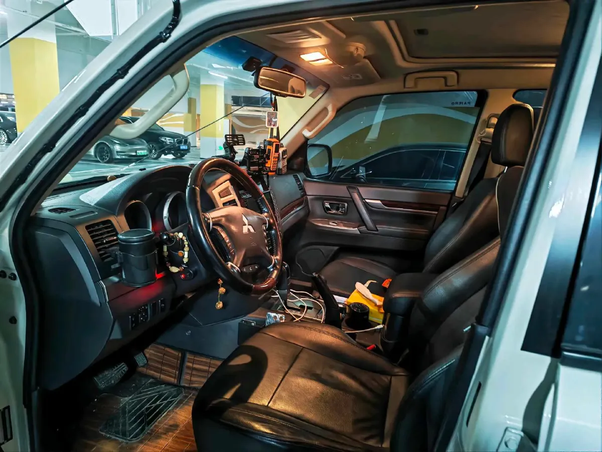 2017 Honda Jade 1.8L 141HP L4 5AT,autocango,china used car exporter,china ev exporter,chinese used car exporter,chinese used ev exporter