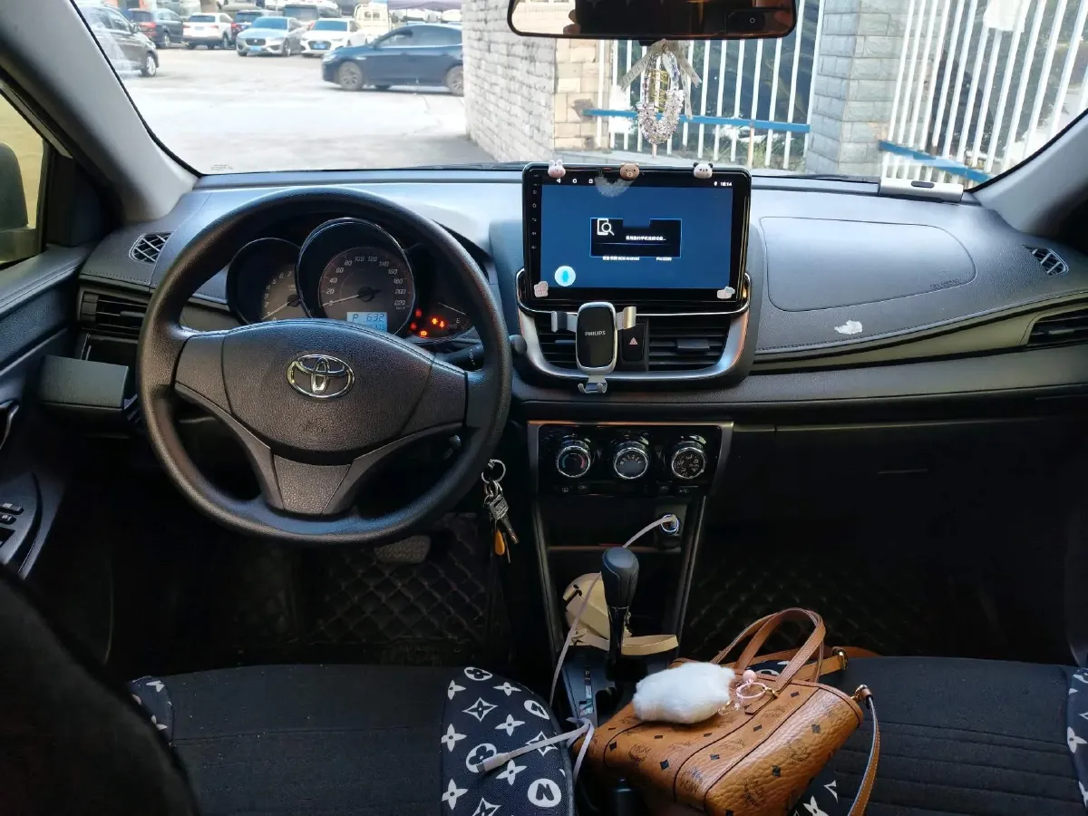 2021 Toyota Yaris L 1.5L 112HP L4 CVT,autocango,china used car exporter,china ev exporter,chinese used car exporter,chinese used ev exporter