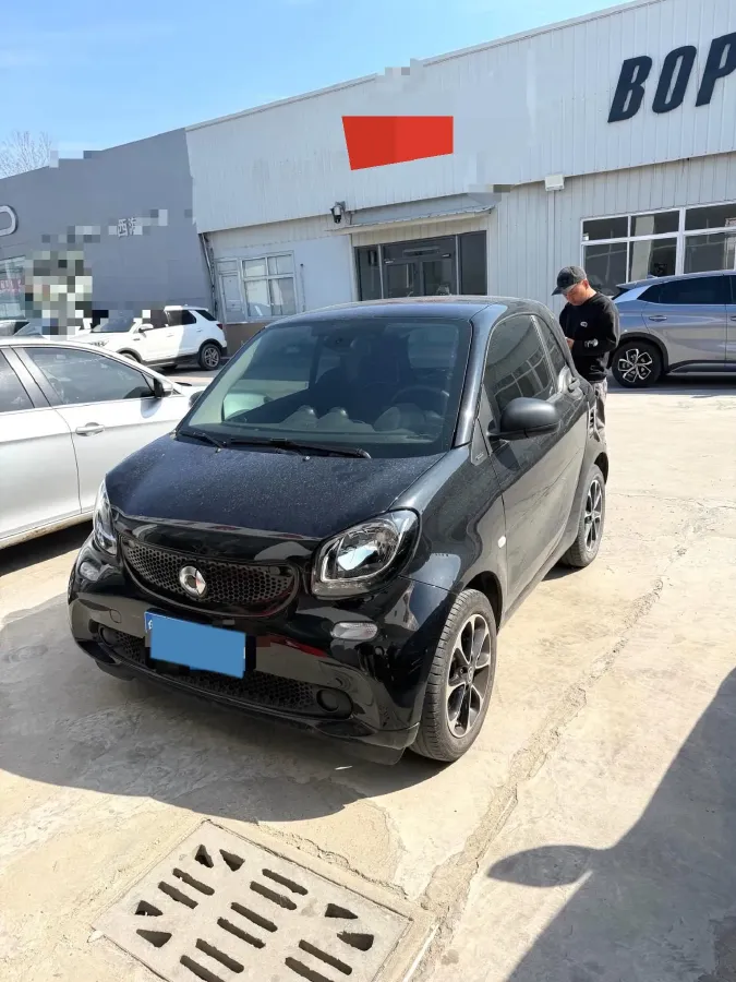 2017 Smart smart fortwo 1.0L 71HP L3 6DCT,autocango,china used car exporter,china ev exporter,chinese used car exporter,chinese used ev exporter