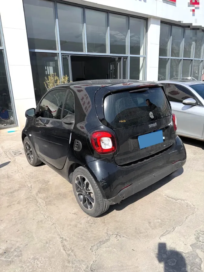 2017 Smart smart fortwo 1.0L 71HP L3 6DCT,autocango,china used car exporter,china ev exporter,chinese used car exporter,chinese used ev exporter