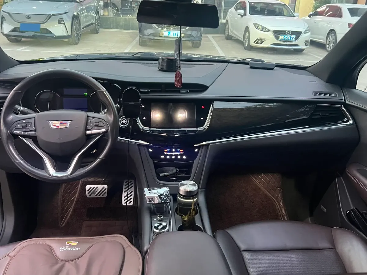 2021 Cadillac XT6 2.0T 237HP L4 9AT,autocango,china used car exporter,china ev exporter,chinese used car exporter,chinese used ev exporter