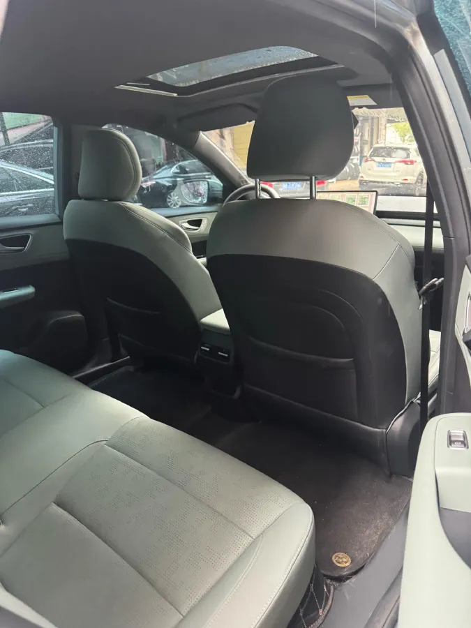 2025 Roewe D6 BEV,autocango,china used car exporter,china ev exporter,chinese used car exporter,chinese used ev exporter