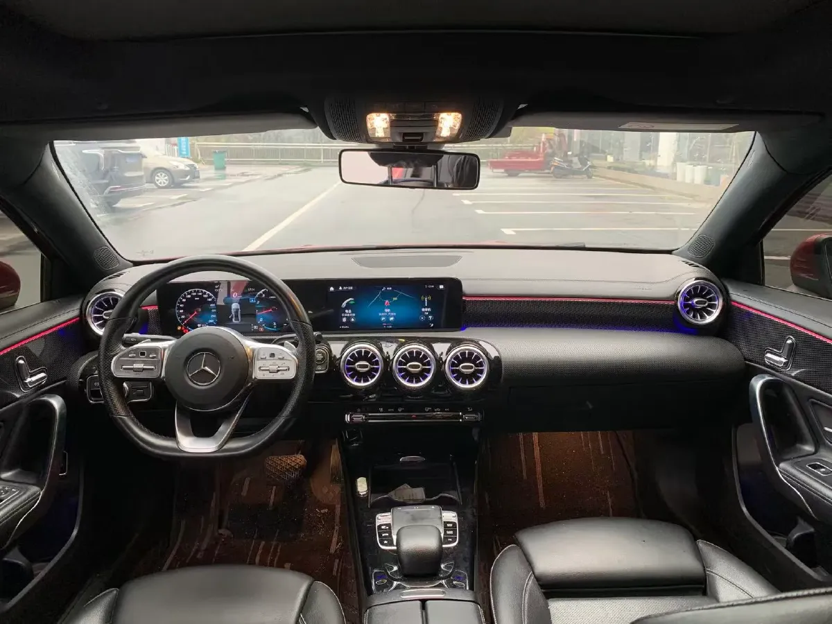 2020 Mercedes-Benz A Class 1.3T 163HP L4 7DCT,autocango,china used car exporter,china ev exporter,chinese used car exporter,chinese used ev exporter