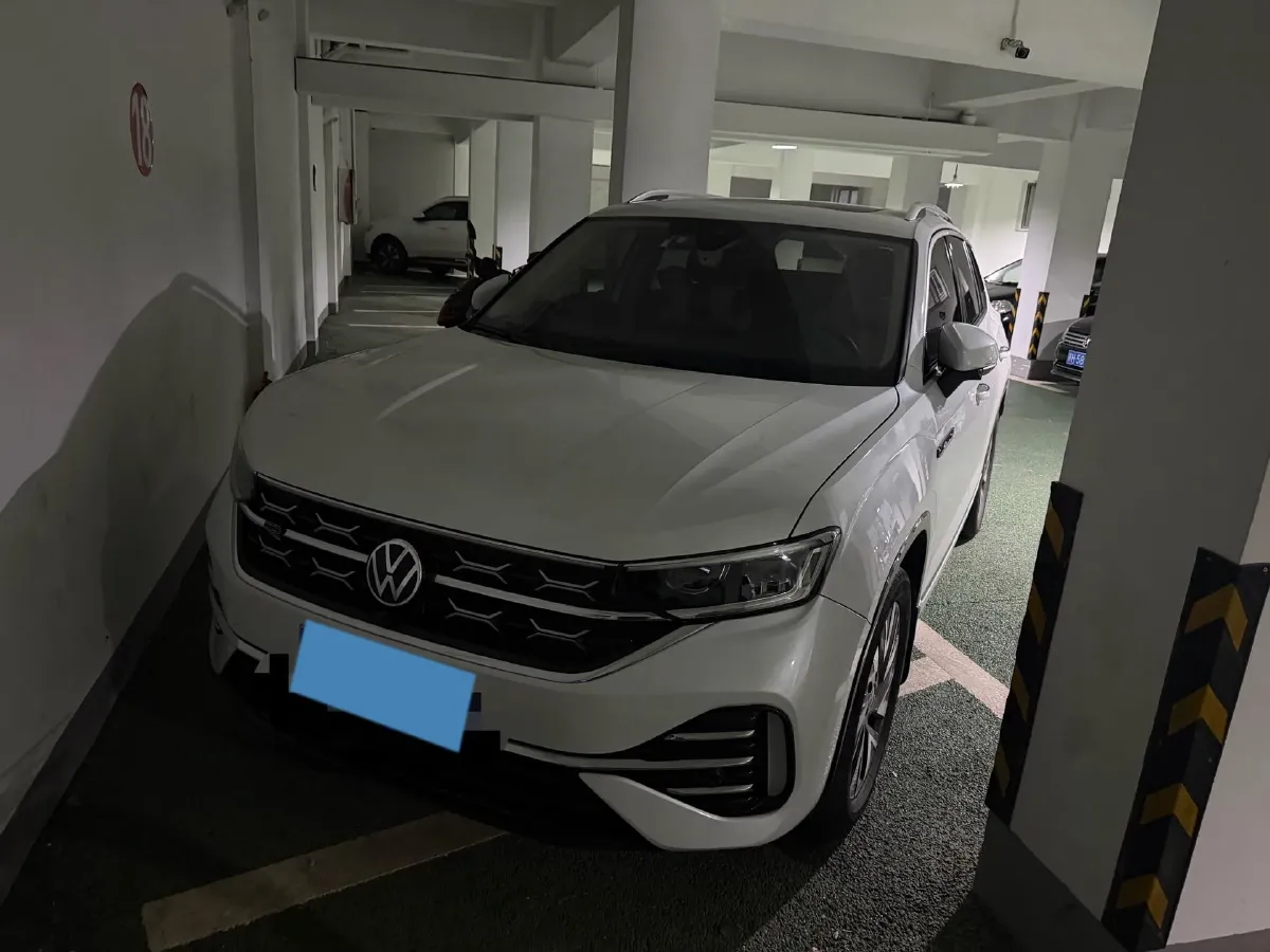 2020 Volkswagen Tayron X 2.0T 220HP L4 7DCT,autocango,china used car exporter,china ev exporter,chinese used car exporter,chinese used ev exporter