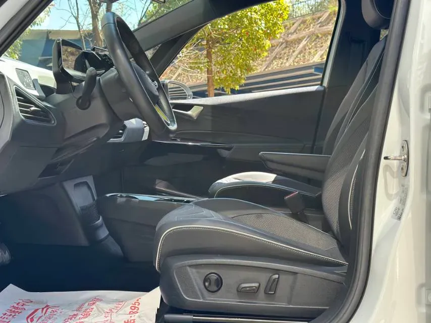 2023 Volkswagen ID.3 BEV 52.8KWH,autocango,china used car exporter,china ev exporter,chinese used car exporter,chinese used ev exporter