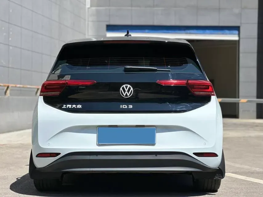 2023 Volkswagen ID.3 BEV 52.8KWH,autocango,china used car exporter,china ev exporter,chinese used car exporter,chinese used ev exporter