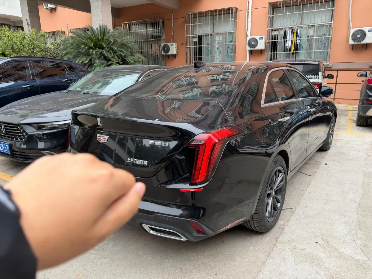 2023 Cadillac CT4 2.0T 237HP L4 8AT,autocango,china used car exporter,china ev exporter,chinese used car exporter,chinese used ev exporter