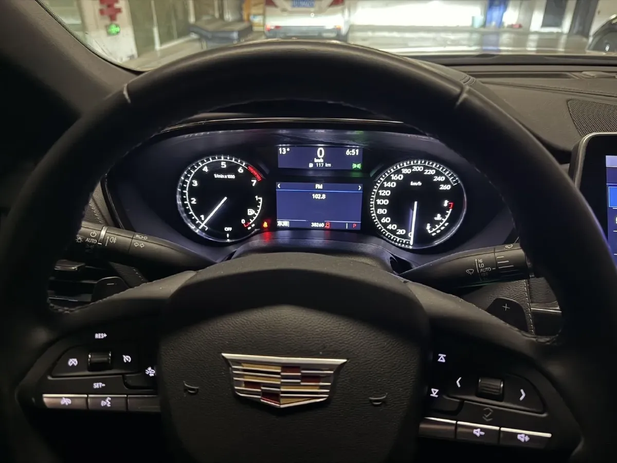2022 Cadillac CT5 2.0T 237HP L4 10AT,autocango,china used car exporter,china ev exporter,chinese used car exporter,chinese used ev exporter