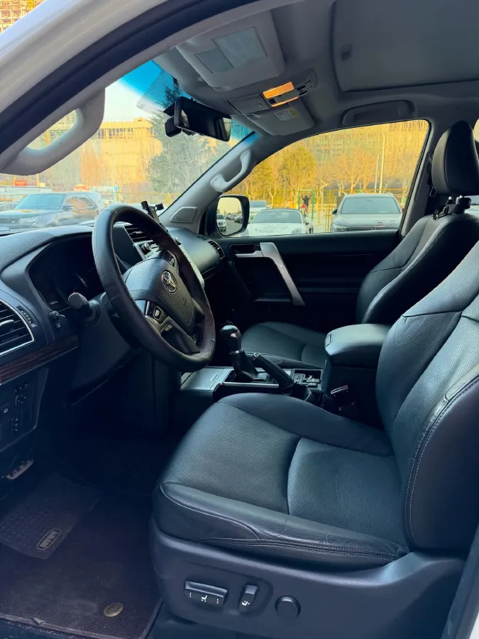 2018 Mercedes-Benz E Class 2.0T 184HP L4 9AT,autocango,china used car exporter,china ev exporter,chinese used car exporter,chinese used ev exporter