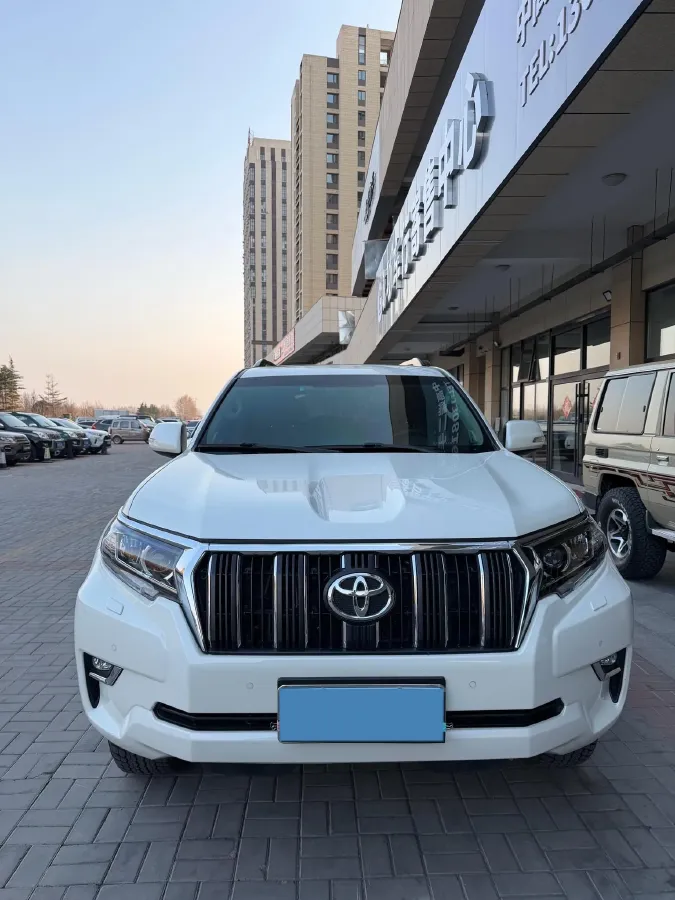 2018 Mercedes-Benz E Class 2.0T 184HP L4 9AT,autocango,china used car exporter,china ev exporter,chinese used car exporter,chinese used ev exporter