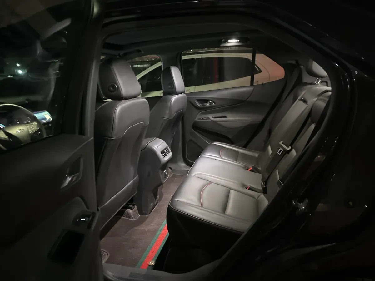 2021 Chevrolet Equinox 2.0T 237HP L4 9AT,autocango,china used car exporter,china ev exporter,chinese used car exporter,chinese used ev exporter