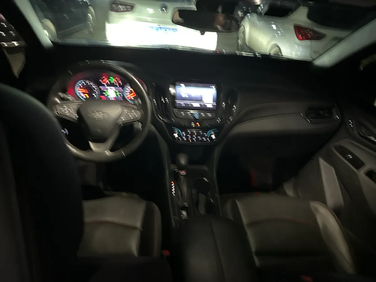 2021 Chevrolet Equinox 2.0T 237HP L4 9AT,autocango,china used car exporter,china ev exporter,chinese used car exporter,chinese used ev exporter