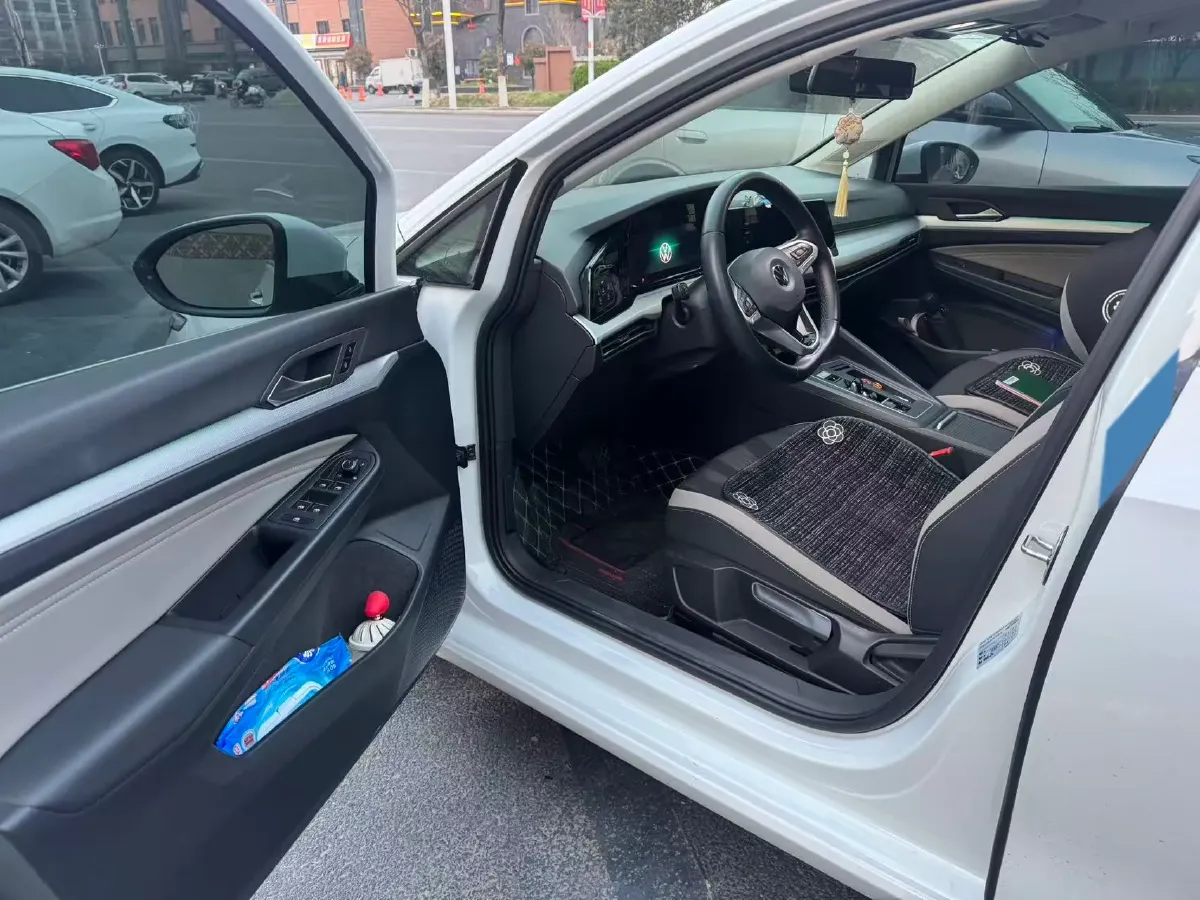 2021 Volkswagen Golf 1.4T 150HP L4 7DCT,autocango,china used car exporter,china ev exporter,chinese used car exporter,chinese used ev exporter