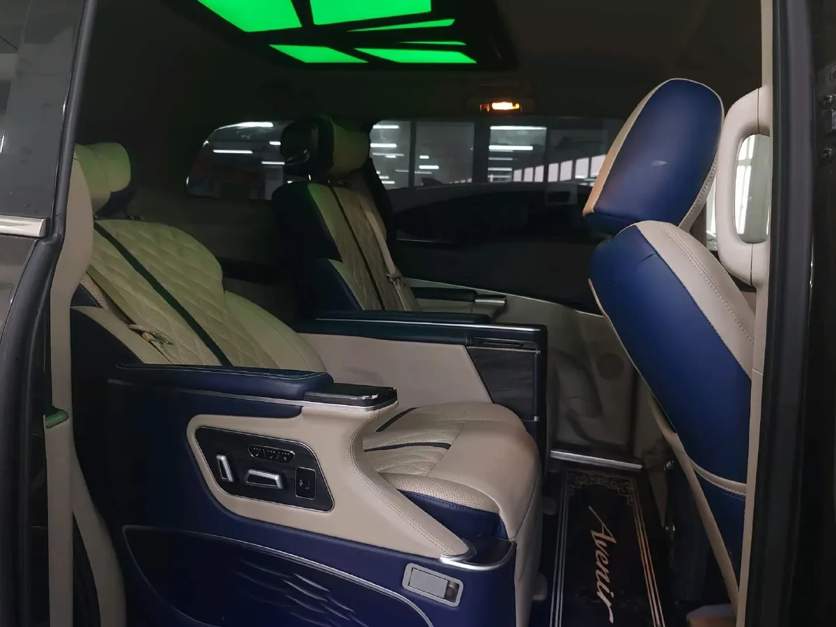 2021 Buick GL8 2.0T 237HP L4 9AT,autocango,china used car exporter,china ev exporter,chinese used car exporter,chinese used ev exporter