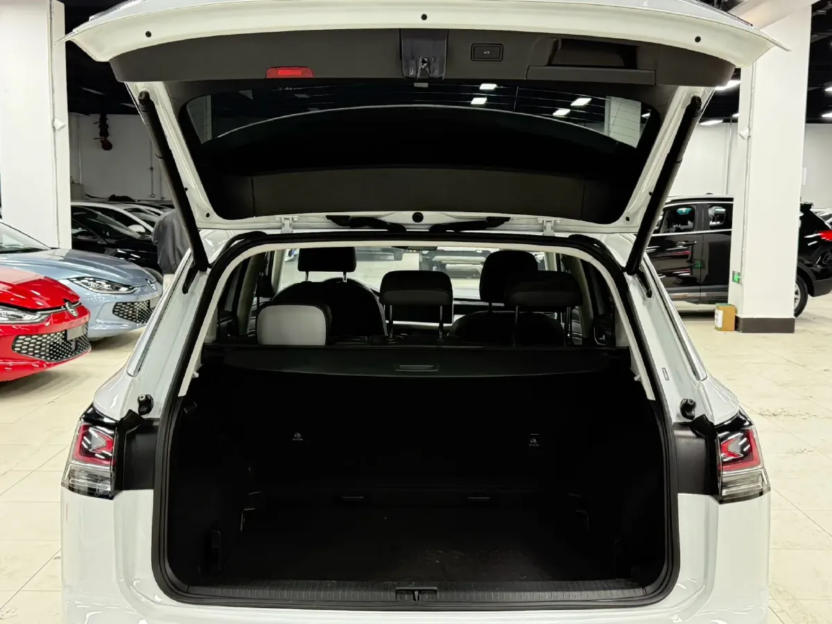 2023 Volkswagen Tayron 1.4T 150HP L4 7DCT,autocango,china used car exporter,china ev exporter,chinese used car exporter,chinese used ev exporter