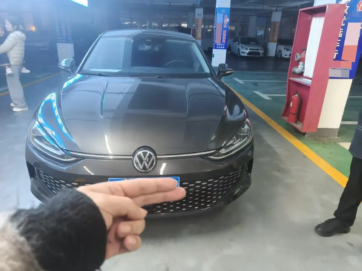 2023 Volkswagen Lamando 1.4T 150HP L4 7DCT,autocango,china used car exporter,china ev exporter,chinese used car exporter,chinese used ev exporter