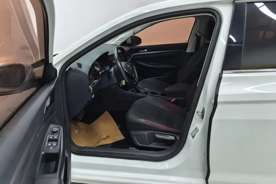 2020 Volkswagen Bora 1.5L 113HP L4 6AT,autocango,china used car exporter,china ev exporter,chinese used car exporter,chinese used ev exporter