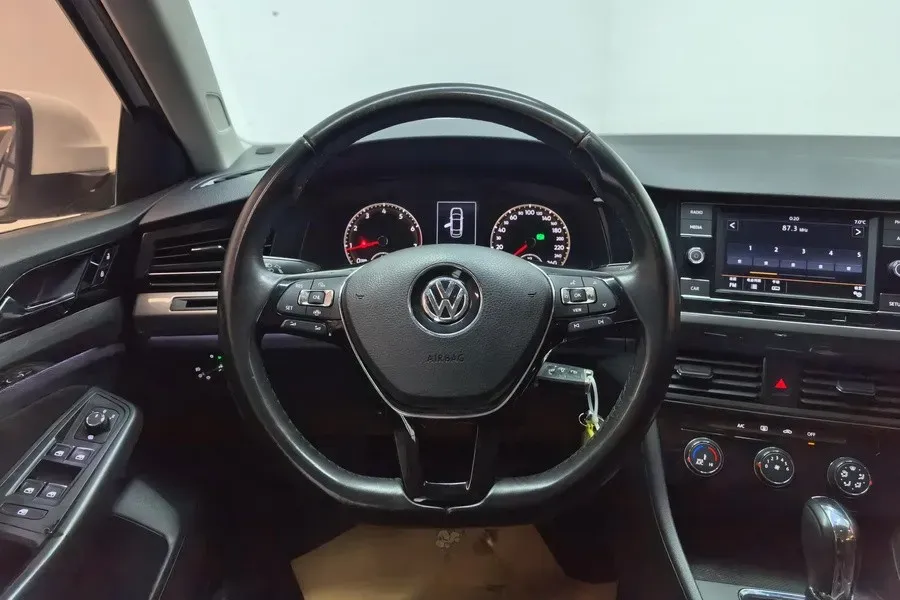 2020 Volkswagen Bora 1.5L 113HP L4 6AT,autocango,china used car exporter,china ev exporter,chinese used car exporter,chinese used ev exporter