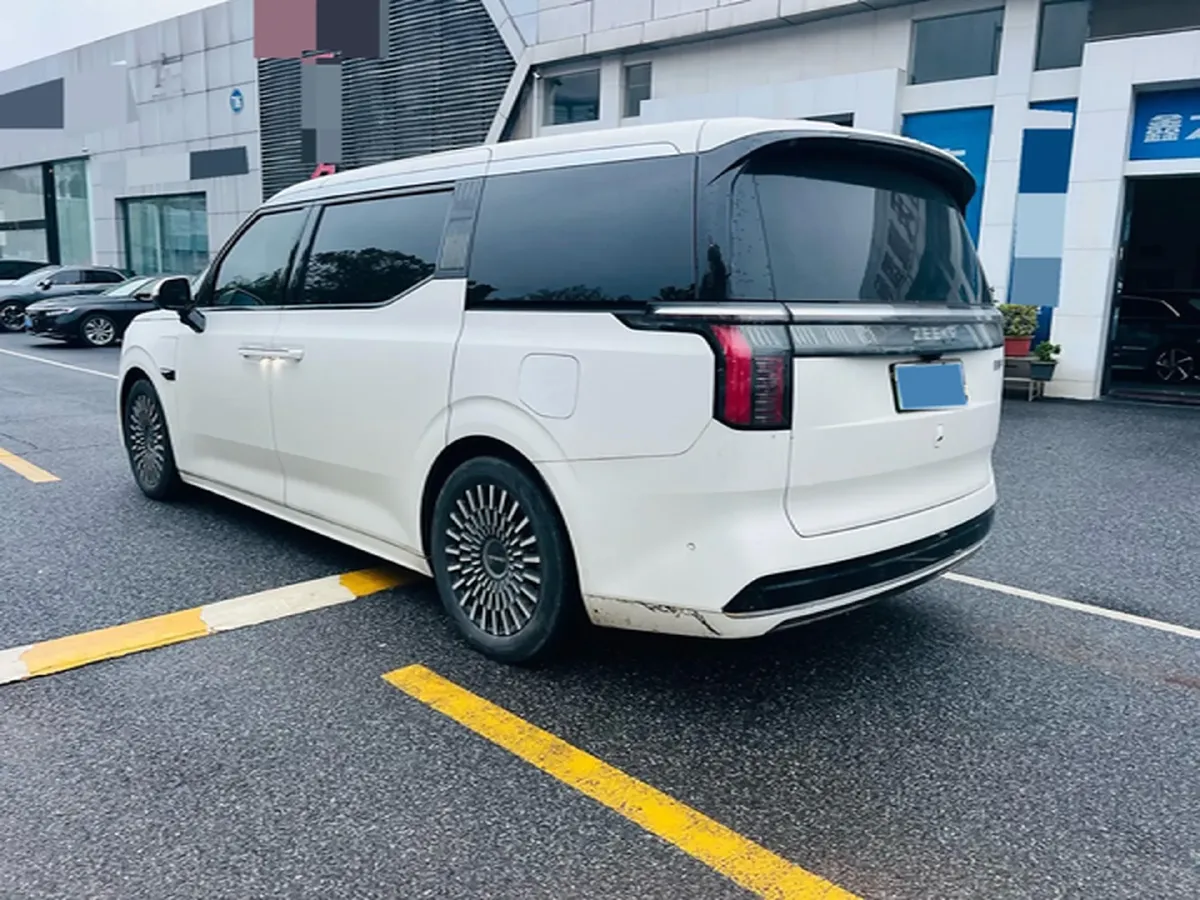 2024 Zeekr 009 BEV 108KWH,autocango,china used car exporter,china ev exporter,chinese used car exporter,chinese used ev exporter