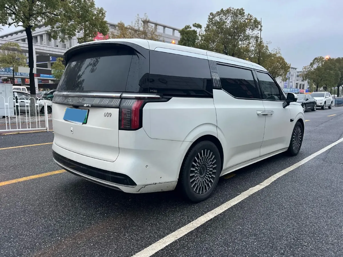 2024 Zeekr 009 BEV 108KWH,autocango,china used car exporter,china ev exporter,chinese used car exporter,chinese used ev exporter